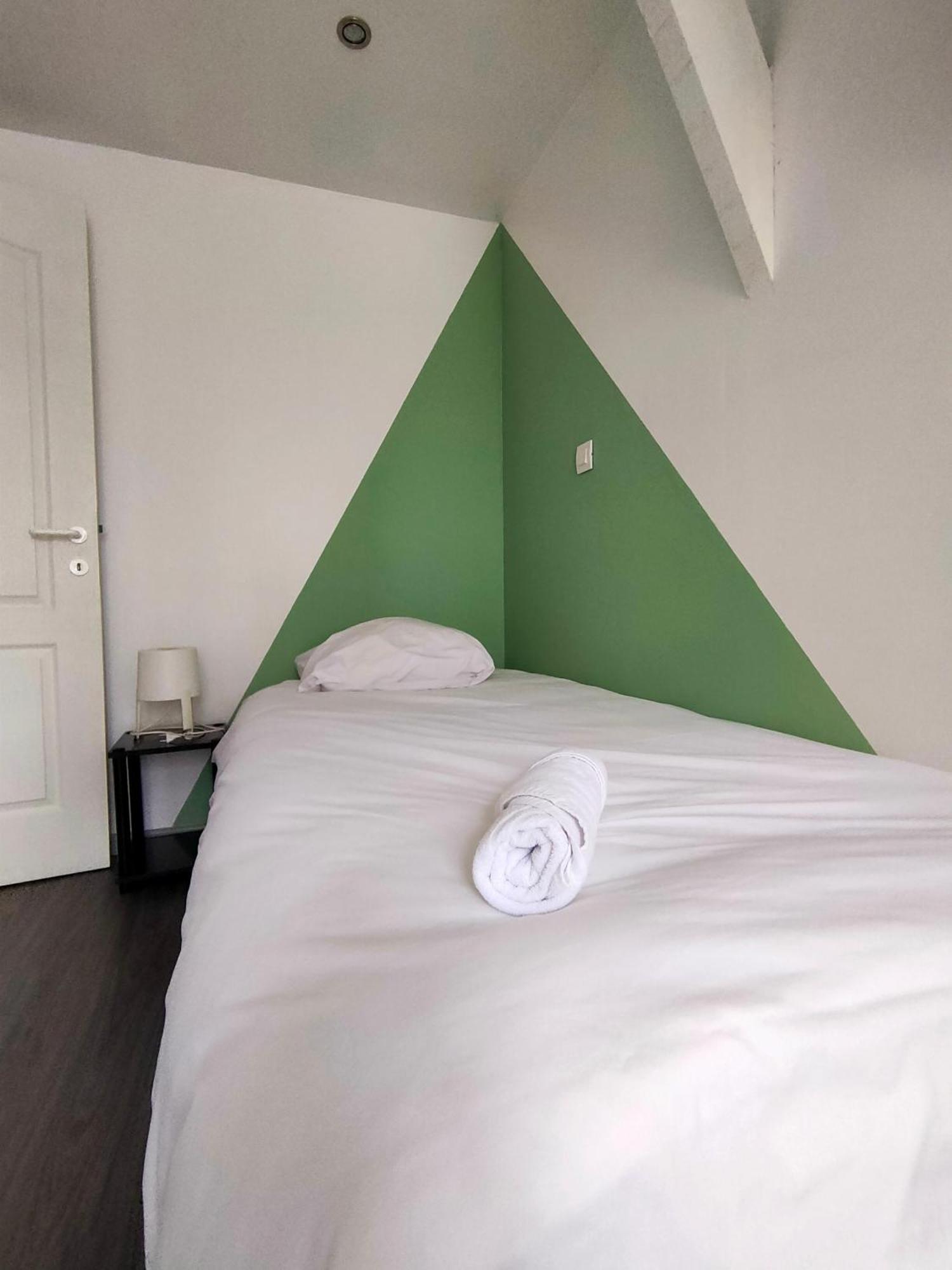 Gite Le Rempart - 3 Etoiles - 6 Personnes - Mouzon  Екстериор снимка
